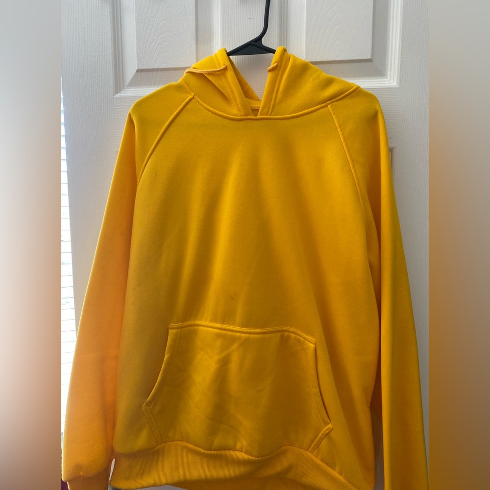 Yellow sweater